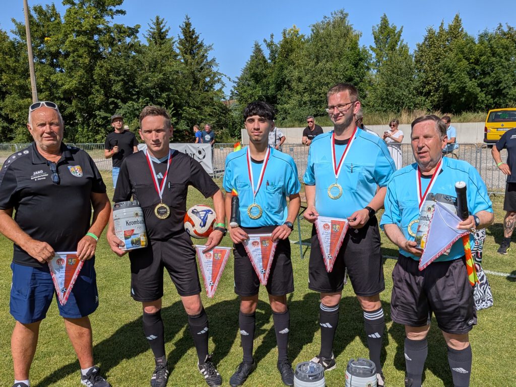 Schiedsrichtergespann Kreispokalfinale Frauen